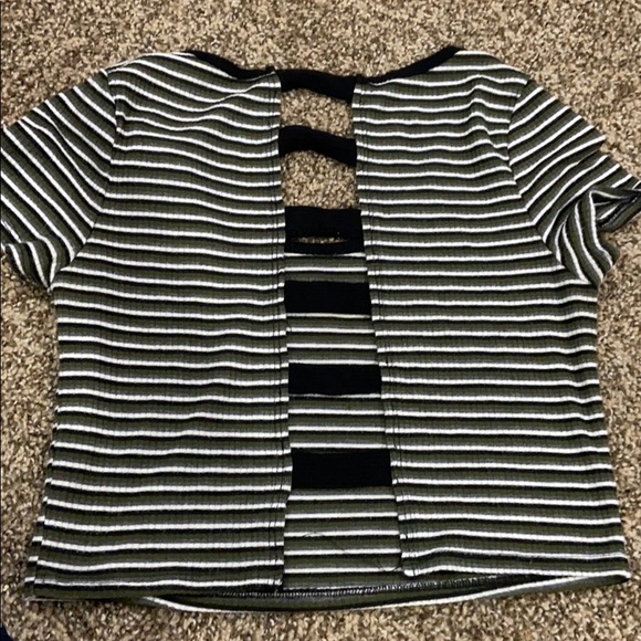 Cropped t-shirt - Picture 2 of 3